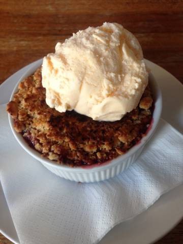 Apple and Rhubarb Crumble - The Londsborough, Stoke Newington