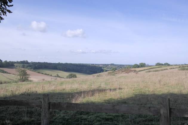 Botley Hill Farmhouse, Warlingham in Surrey - beautiful views