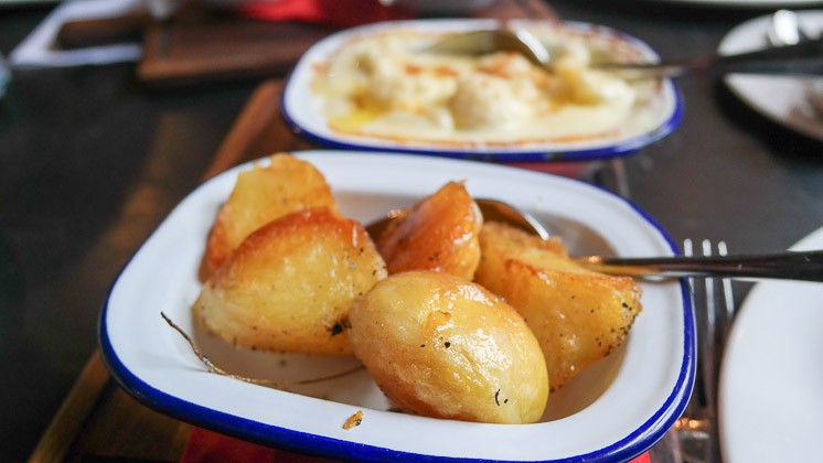 Roast Potatoes and Cauliflower Cheese - Bel and Dragon in Kingsclear, Newbury