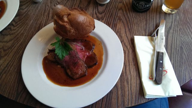 Sophies Steakhouse, Covent Garden in London - Roast Beef cooked rare