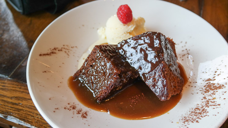 Sticky Giner Pudding - The Windmill in Sevenoaks Weald, Kent