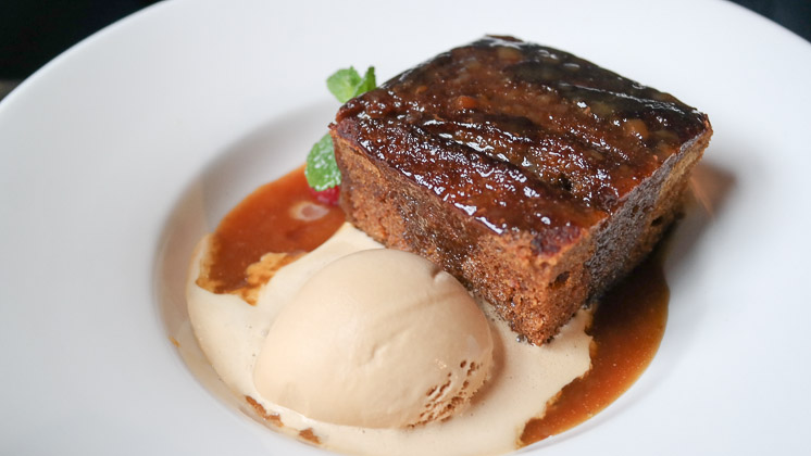 Sticky Toffee Pudding - Bel and Dragon in Kingsclear, Newbury