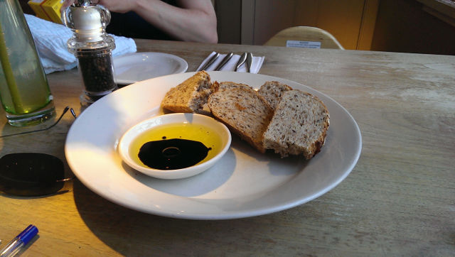 The Bell Inn, Godstone, Surrey - bread and oil