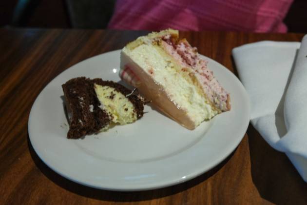 The Bull Hotel, Gerrards Cross nr Slough - Chocolate and Strawberry Cake