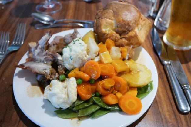 The Bull Hotel, Gerrards Cross nr Slough - My Roast Lamb Carvery