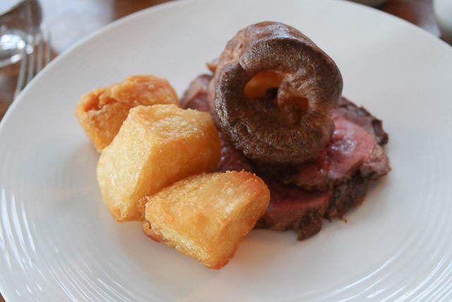The Hinds Head, Bray - Roast Beef