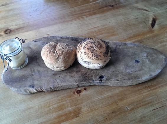 The Pearson Arms, Whitstable - bread rolls