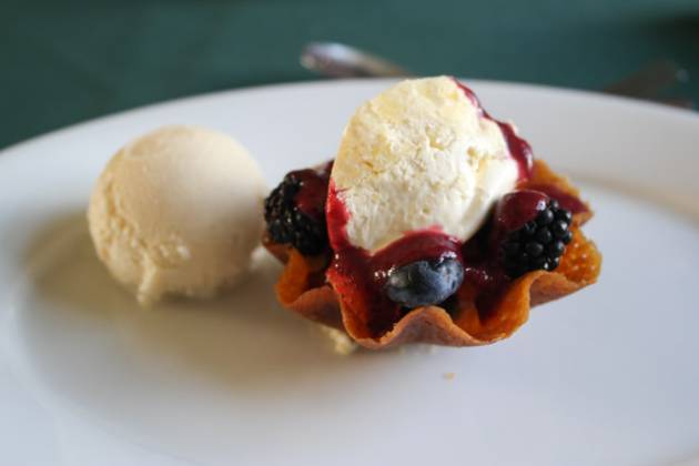 The Snail, Sevenoaks - Berry and Brandy Snap