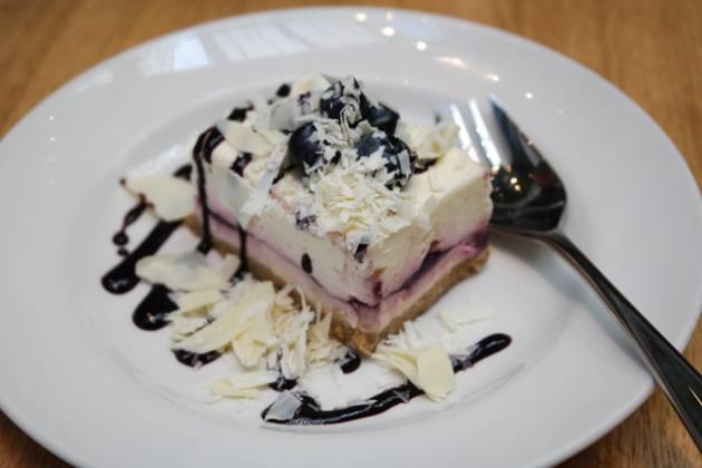 The Tramshed, Shoreditch - Blueberry and White Chocolate Cheesecake