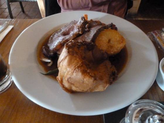 The Black Swan, Ockham - Roast Beef The Black Swan, Ockham - Roast Beef